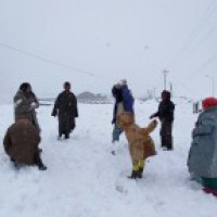 Snowfall lashes higher reaches of J&K