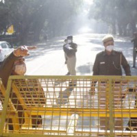 AAP leaders detained ahead of protest outside Shah, LG's homes