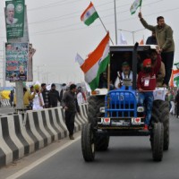 As farmers claim tractor rally on, Delhi Police say talks still ongoing