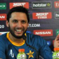 Afridi smashed TV after daughter imitated 'arti'