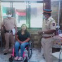 In curfew time, M'rashtra Minister helps a challenged woman