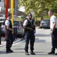 France deploys 100,000 servicemen to enforce lockdown