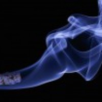 Lonely people less likely to quit smoking: Study