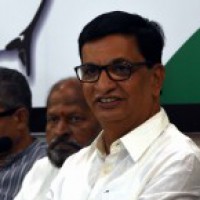 'Come back, Rahulji', say Congress leaders in Maharashtra