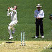Injury cuts short Ferguson's bowling stint on Test debut