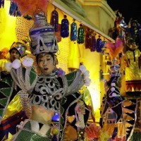 Rio de Janeiro samba parades give politicians a colorful lashing