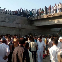 26 killed, 12 injured as truck skids off in Gujarat's Bhavnagar