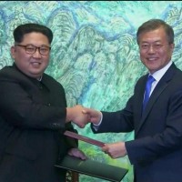 North Korea & South Korea agree to goal of 'complete denuclearisation' of Korean peninsula