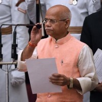 Centre claims nearly 16.65 crore PAN, 87.79 crore bank accounts linked to Aadhaar