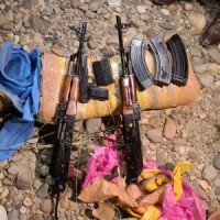 J&K SPO who had escaped with 2 AK-47 rifles nabbed