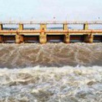 9 lakh cusecs water expected at Prakasam Barrage at Vijayawada