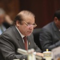 Nawaz again 'refuses' to receive arrest warrants at UK residence