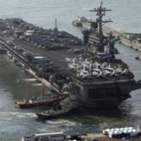 US aircraft carrier, Carl Vinson, in Vietnam for historic visit