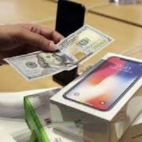 Apple, once again, has a bad case of the iPhone jitters
