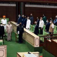 Raj Governor reads Preamble, fundamental duties in Assembly