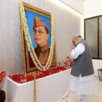 Amit Shah pays tribute to Netaji in Guwahati