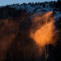 Yosemite closes due to wildfire smoke, hazardous air quality