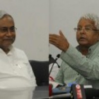 15-year Nitish rule vs 15 years of Lalu? Bihar voters to decide