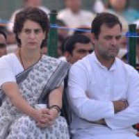 Rahul, Priyanka appeal people to join protest (Lead)
