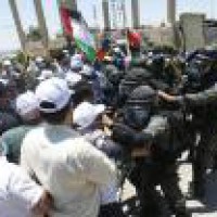 Palestinian protesters injured in West Bank clashes