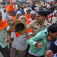 Kalaburga in Karnataka witness clashes between Lingayats and Veerashivaites