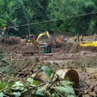 Death toll in Indonesian landslides reach 31