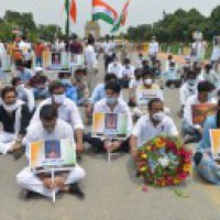 After China donation heat, Delhi Cong champions Ladakh martyrs