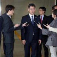Moon accepts Unification Minister's resignation amid Pyongyang tensions