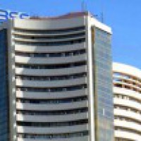 Sensex crosses 40,000, IT stocks surge