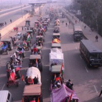 Delhi Police clears Burari ground of farmers