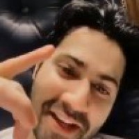 Varun's new video is dedicated to 'saare ladkiyon ko'