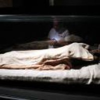 Discovery of tombs revives dream of finding Cleopatra