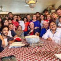 Four generations of Kapoors in one Xmas photo-op