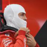 In backing Hamilton and Bottas, Mercedes boss ends Vettel speculations