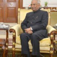 Opposition submits memorandum to Prez for 'fair probe' in Delhi riots