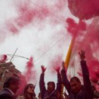 17 injured in UP Holi skirmishes