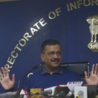 Kejriwal appeals for peace as Delhi witnesses violence