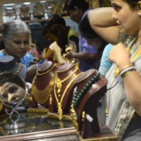 Only purchase of jewellery above Rs 2 lakh needs mandatory KYC