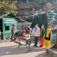 22,000 Nepali migrant workers leave for India