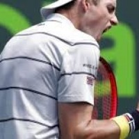 Isner thrash Chung to reach Miami Open semi-finals