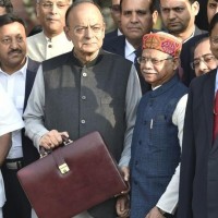 2018 budget: Jaitley has tough task to choose between populism, fiscal prudence in today's Budget