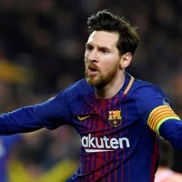 Lionel Messi hits Champions League century in emphatic Barcelona win over Chelsea