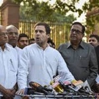 Cong-led Oppn meet President, PM and asks to protect SC/ST Act from SC order dilution