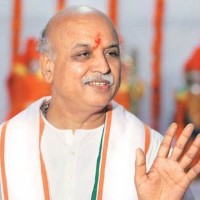 Togadia wants Indian army be given 'free hand' to deal even with 'stone pelters'