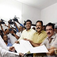 7 rebel JD-S MLAs in Karnataka resign from party, house