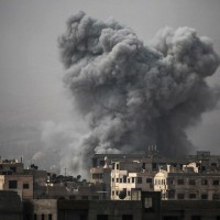 Air strikes batter Syria rebel enclave for fifth day