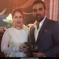 Former speedster Zaheer Khan gets into wedlock with actress Sagarika Ghatge