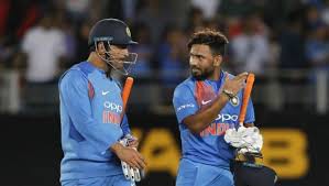 ऋषभ स्वयं अपने ऊपर गैरजरूरी दबाव बढ़ा रहे : प्रसाद धोनी से अपनी तुलना न करें ऋषभ स्वयं अपने ऊपर गैरजरूरी दबाव बढ़ा रहे : प्रसाद धोनी से अपनी तुलना न करें