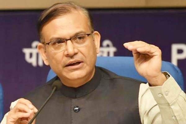 पांच सालों में केंद्रीय मंत्री जयंत सिन्हा की घटी संपत्ति, पत्नी की आय में इजाफा पांच सालों में केंद्रीय मंत्री जयंत सिन्हा की घटी संपत्ति, पत्नी की आय में इजाफा