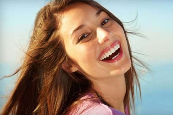 हंसने से हमारे शरीर में बनता है एंडोफिन केमिकल  -चिंता और तनाव को कम करने में करता है मदद 